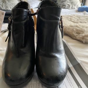 Guess booties